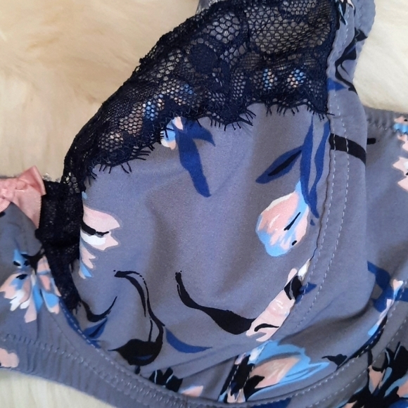 Dorina Gray Unlined Floral Bra - Picture 2 of 5